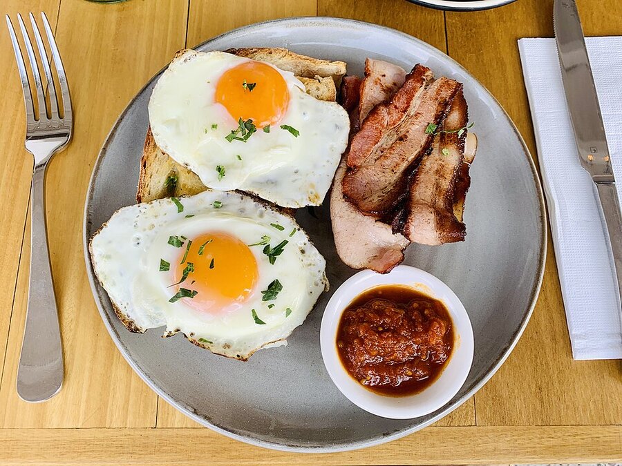 Skillet Eggs and Bacon