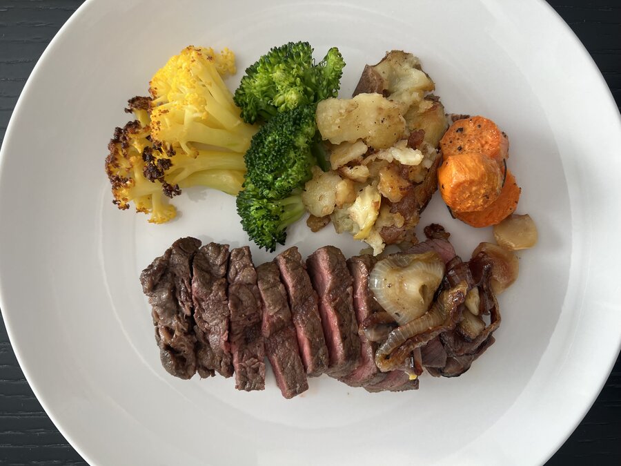 Pan-Seared Sirloin with Roasted Vegetables